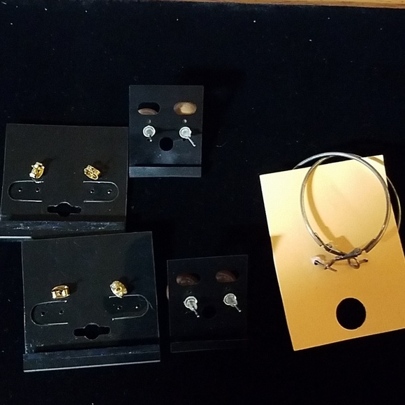 Lot of 5 Earrings See photos for details - Picture 2 of 2